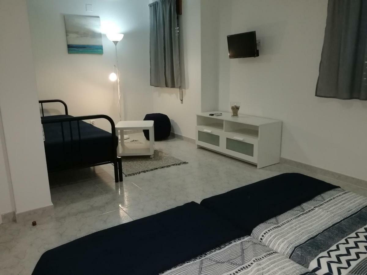 Ocean'S 7 - Lagos Guest House Esterno foto